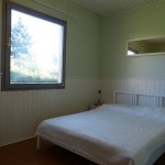 Schlafzimmer neues Bett und neue Farben.