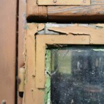 Farbe blättert ab