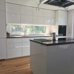 Schutzfolie entfernt.